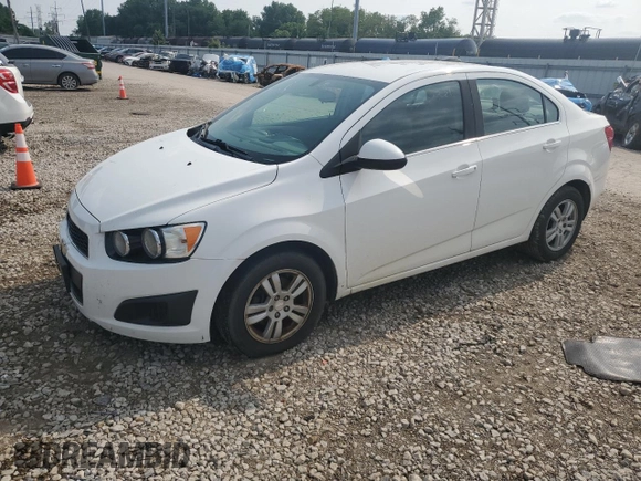 2015 Chevrolet Sonic LT z VIN 1G1JC5SH8F4120862, wystawiony jako Copart lot #60685265 z przebiegiem 163 346 mil mil oraz Czysty tytuł • Clean title. Historia ofert i sprzedaży dostępna na DreamBid. Obrazek 1.