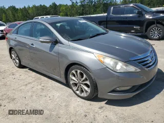2014 Hyundai Sonata Limited with VIN 5NPEC4AB3EH844712, listed as a Copart auction lot 52318115 with 106,817 mi miles and Clean Title. Bid and sale history available at DreamBid. Image 4.