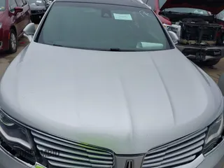 2017 Lincoln MKX Reserve with VIN 2LMPJ8LR6HBL16906, listed as a IAAI auction lot 41857727 with 111,895 mi miles. Bid and sale history available at carsss.com. Image 10.
