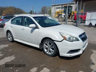 2013 Subaru Legacy Premium z VIN 4S3BMCC6XD3029329, wystawiony jako IAAI lot #42028367 z przebiegiem 210 139 mil mil oraz . Historia ofert i sprzedaży dostępna na DreamBid. Obrazek 1.