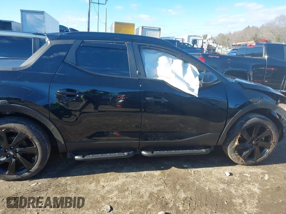 2024 Hyundai Santa Cruz Night Edition z VIN 5NTJCDAF4RH097646, wystawiony jako IAAI lot #41864698 z przebiegiem 22 819 mil mil oraz . Historia ofert i sprzedaży dostępna na DreamBid. Obrazek 14.