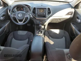 2017 Jeep Cherokee Sport z VIN 1C4PJLAS5HW585812, wystawiony jako Copart lot #76352524 z przebiegiem 110 335 mil mil oraz Szkoda całkowita • Salvage title. Historia ofert i sprzedaży dostępna na DreamBid. Obrazek 8.