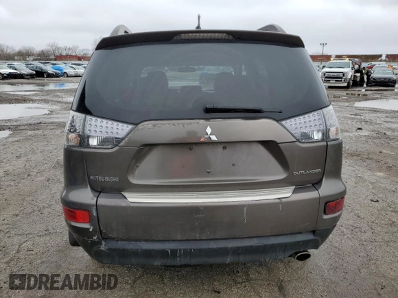 2010 Mitsubishi Outlander SE with VIN JA4AS3AW5AZ001574, listed as a Copart auction lot 47678375 with 211,989 mi miles and Salvage title. Bid and sale history available at DreamBid. Image 6.
