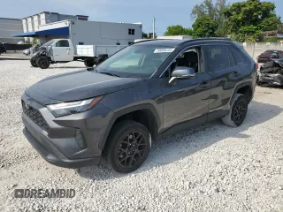 2022 Toyota RAV4 XLE with VIN 2T3W1RFV1NW201360, listed as a Copart auction lot 58006355 with 28,870 mi miles and Salvage title. Bid and sale history available at DreamBid. Image 1.