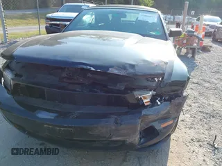 2011 Ford Mustang V6 с VIN 1ZVBP8EM6B5156965, выставлен на аукционе IAAI как лот 42600093 с пробегом 165 868 миль миль и . История ставок и продаж доступна на DreamBid. Изображение 6.
