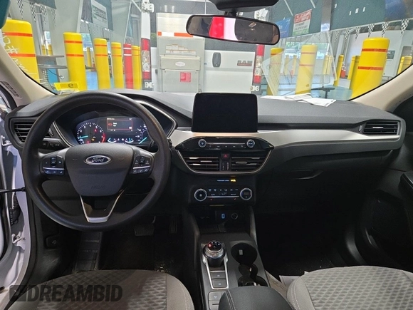 2020 Ford Escape SE z VIN 1FMCU9G66LUB14805, wystawiony jako IAAI lot #42388285 z przebiegiem 50 819 mil mil oraz . Historia ofert i sprzedaży dostępna na DreamBid. Obrazek 35.