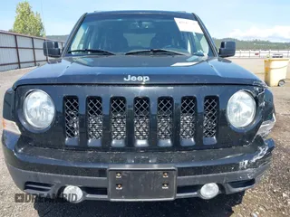 2016 Jeep Patriot High Altitude with VIN 1C4NJRFB5GD718548, listed as a IAAI auction lot 42162649 with 122,235 mi miles and . Bid and sale history available at carsss.com. Image 12.