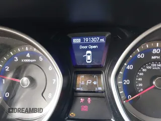 2013 Hyundai Elantra GT with VIN KMHD35LE7DU131935, listed as a IAAI auction lot 42149244 with 191,307 mi miles. Bid and sale history available at carsss.com. Image 7.