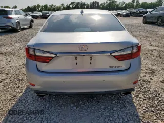 2016 Lexus ES 330 z VIN 58ABK1GG8GU003506, wystawiony jako Copart lot #59234345 z przebiegiem 172 287 mil mil oraz Szkoda całkowita • Salvage title. Historia ofert i sprzedaży dostępna na DreamBid. Obrazek 6.