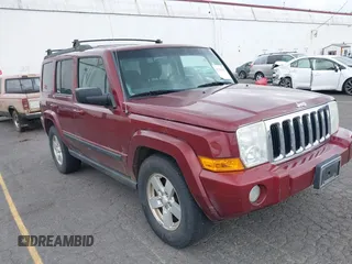 2007 Jeep Commander Sport z VIN 1J8HG48P97C599005, wystawiony jako IAAI lot #42269399 z przebiegiem Nie podano mil oraz . Historia ofert i sprzedaży dostępna na DreamBid. Obrazek 1.