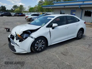 2022 Toyota Corolla Hybrid LE with VIN JTDEAMDE6N3000204, listed as a Copart auction lot 51795915 with 43,115 mi miles and Salvage Title. Bid and sale history available at carsss.com. Image 1.