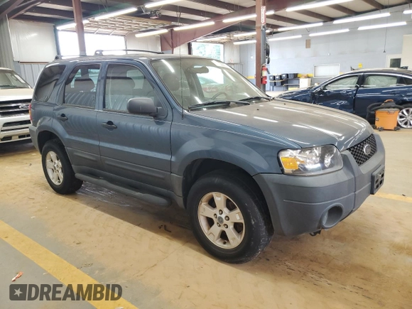 2005 Ford Escape XLT with VIN 1FMCU93155DA27040, listed as a Copart auction lot 62453695 with 167,856 mi miles and Clean title. Bid and sale history available at DreamBid. Image 4.