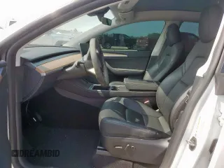 2024 Tesla Model Y Long Range с VIN 7SAYGDEE5RA261374, выставлен на аукционе Copart как лот 57666185 с пробегом 30 174 миль миль и Списание • Salvage title. История ставок и продаж доступна на DreamBid. Изображение 7.