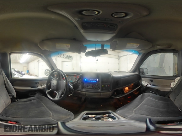 2002 Chevrolet Tahoe LS with VIN 1GNEC13T02R228644, listed as a Copart auction lot 55672545 with 245,005 mi miles and Non repairable. Bid and sale history available at DreamBid. Image 14.