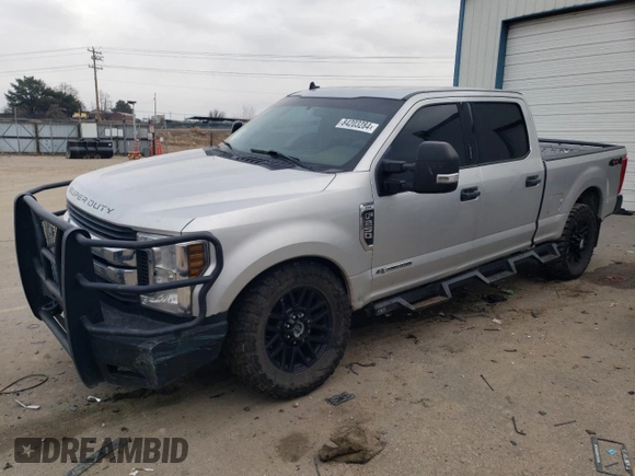 2019 Ford F-250 XL with VIN 1FT7W2BT0KEC17148, listed as a Copart auction lot 84203284 with 101,037 mi miles and Salvage title. Bid and sale history available at DreamBid. Image 1.