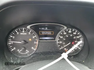2017 Nissan Pathfinder SV with VIN 5N1DR2MM3HC629693, listed as a Copart auction lot 49261785 with 106,312 mi miles and Salvage Title. Bid and sale history available at carsss.com. Image 9.