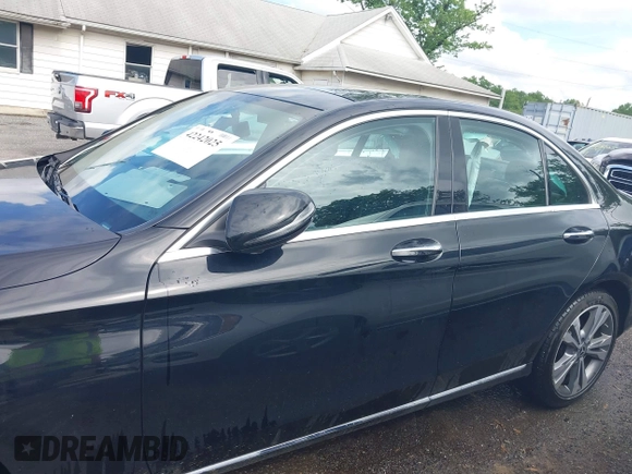 2019 Mercedes-Benz C 300 with VIN WDDWF8EB1KR459513, listed as a IAAI auction lot 42242025 with 35,138 mi miles and . Bid and sale history available at DreamBid. Image 14.