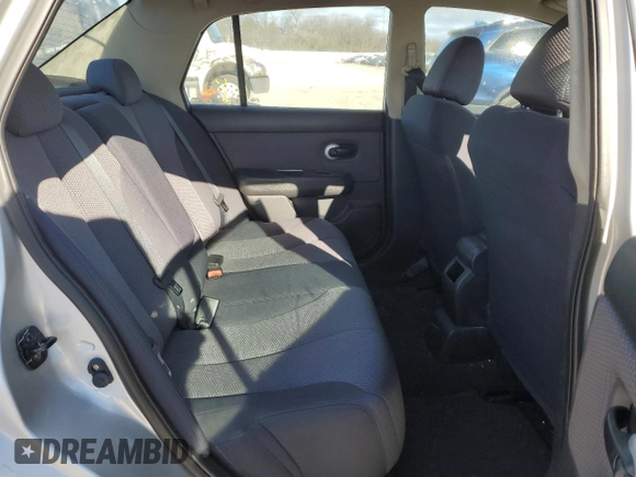 2009 Nissan Versa 1.8 S with VIN 3N1BC11E29L372166, listed as a Copart auction lot 86772944 with 0 mi miles and Salvage Title. Bid and sale history available at carsss.com. Image 10.