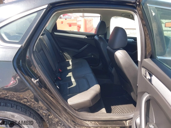 2012 Volkswagen Passat SE with VIN 1VWBP7A30CC012381, listed as a IAAI auction lot 42075676 with 129,513 mi miles. Bid and sale history available at carsss.com. Image 8.