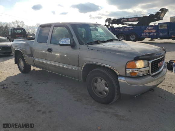 2002 GMC Sierra 1500 SLE1 with VIN 1GTEC19T72Z186523, listed as a Copart auction lot 41607105 with 148,536 mi miles and Salvage Title. Bid and sale history available at carsss.com. Image 4.