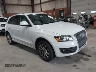 2012 Audi Q5 Premium Plus z VIN WA1LFAFPXCA107295, wystawiony jako IAAI lot #42512595 z przebiegiem 153 923 mil mil oraz . Historia ofert i sprzedaży dostępna na DreamBid. Obrazek 1.