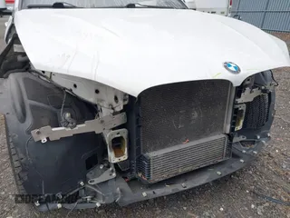 2018 BMW X6 sDrive35i with VIN 5UXKU0C56J0G81224, listed as a IAAI auction lot 41734077 with 121,145 mi miles. Bid and sale history available at carsss.com. Image 6.