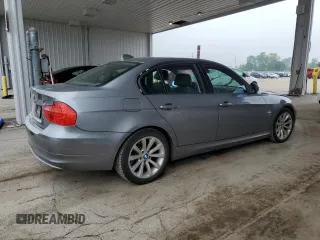 2009 BMW 3 Series 328i xDrive z VIN WBAPK73519A453752, wystawiony jako Copart lot #59402915 z przebiegiem 113 227 mil mil oraz Czysty tytuł • Clean title. Historia ofert i sprzedaży dostępna na DreamBid. Obrazek 3.