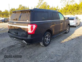 2019 Ford Expedition Max XLT z VIN 1FMJK1HT4KEA36195, wystawiony jako IAAI lot #41764739 z przebiegiem 106 543 mil mil oraz . Historia ofert i sprzedaży dostępna na DreamBid. Obrazek 4.