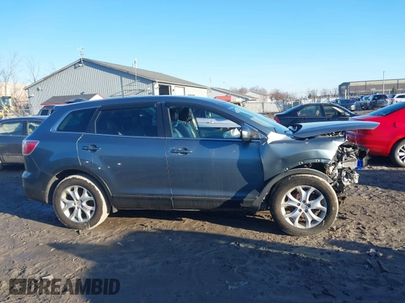 2011 Mazda CX-9 Touring with VIN JM3TB3CA4B0331686, listed as a IAAI auction lot 41753309 with 185,970 mi miles. Bid and sale history available at carsss.com. Image 14.