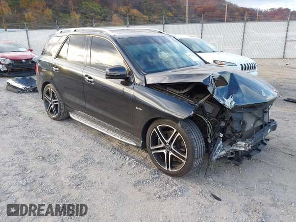 2018 Mercedes-Benz GLE 43 AMG with VIN 4JGDA6EB4JB115925, listed as a IAAI auction lot 40773468 with 52,579 mi miles and . Bid and sale history available at DreamBid. Image 1.