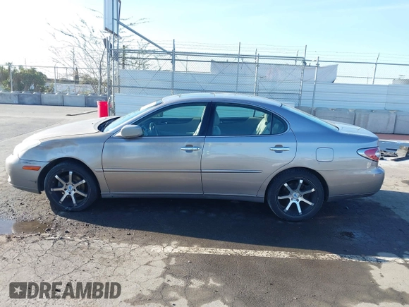 2004 Lexus ES 350 with VIN JTHBA30G345049091, listed as a IAAI auction lot 41819423 with Not provided miles and . Bid and sale history available at DreamBid. Image 13.