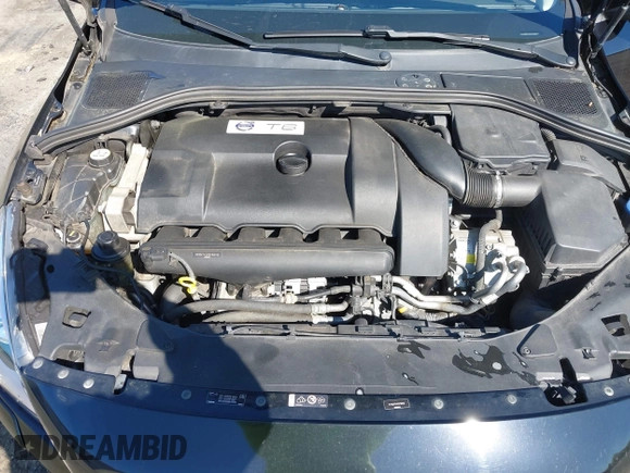 2012 Volvo S60 T6 with VIN YV1902FH4C2112612, listed as a IAAI auction lot 41972206 with 109,210 mi miles. Bid and sale history available at carsss.com. Image 10.