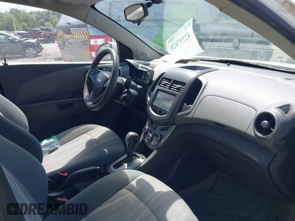 2015 Chevrolet Sonic LT with VIN 1G1JC5SH2F4140332, listed as a IAAI auction lot 42197626 with 105,850 mi miles and . Bid and sale history available at DreamBid. Image 5.
