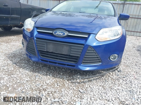 2012 Ford Focus SE with VIN 1FAHP3F2XCL266692, listed as a IAAI auction lot 42130412 with 114,608 mi miles and . Bid and sale history available at carsss.com. Image 6.
