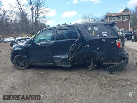 2013 Ford Police Interceptor Utility z VIN 1FM5K8AR1DGA51575, wystawiony jako IAAI lot #41929783 z przebiegiem Nie podano mil oraz . Historia ofert i sprzedaży dostępna na DreamBid. Obrazek 13.
