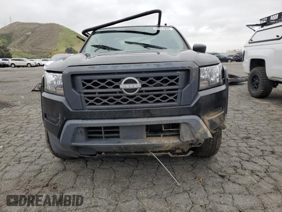 2022 Nissan Frontier S z VIN 1N6ED1CL6NN621482, wystawiony jako Copart lot #53917045 z przebiegiem 132 604 mil mil oraz Szkoda całkowita • Salvage title. Historia ofert i sprzedaży dostępna na DreamBid. Obrazek 5.