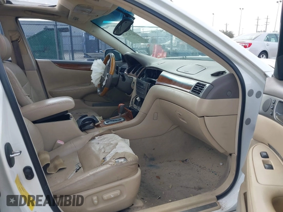 2005 Lexus ES 330 with VIN JTHBA30GX55078475, listed as a IAAI auction lot 41742679 with 212,405 mi miles. Bid and sale history available at carsss.com. Image 5.