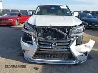2019 Lexus GX 460 z VIN JTJBM7FX8K5216952, wystawiony jako IAAI lot #41820136 z przebiegiem 112 935 mil mil oraz . Historia ofert i sprzedaży dostępna na DreamBid. Obrazek 6.