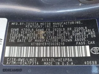 2014 Toyota Avalon Hybrid Limited with VIN 4T1BD1EB1EU028219, listed as a IAAI auction lot 41798312 with 117,034 mi miles. Bid and sale history available at carsss.com. Image 9.
