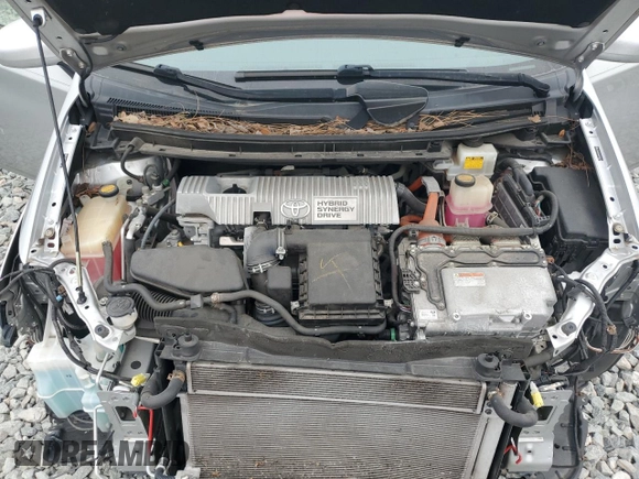 2011 Toyota Prius I z VIN JTDKN3DU0B5304170, wystawiony jako Copart lot #57621825 z przebiegiem 98 920 mil mil oraz Szkoda całkowita • Salvage title. Historia ofert i sprzedaży dostępna na DreamBid. Obrazek 11.