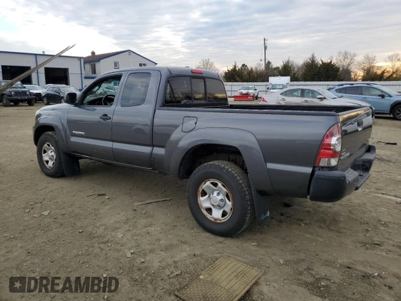 2010 Toyota Tacoma with VIN 5TEUX4EN8AZ676528, listed as a Copart auction lot 46237525 with 137,553 mi miles and Clean Title. Bid and sale history available at carsss.com. Image 2.