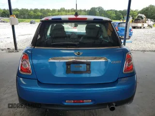 2011 MINI Hardtop with VIN WMWSU3C52BT252207, listed as a Copart auction lot 62735905 with 121,121 mi miles and Salvage title. Bid and sale history available at DreamBid. Image 6.