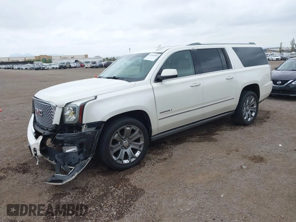 2015 GMC Yukon XL Denali with VIN 1GKS2JKJ7FR641430, listed as a IAAI auction lot 42163969 with 129,085 mi miles. Bid and sale history available at carsss.com. Image 17.