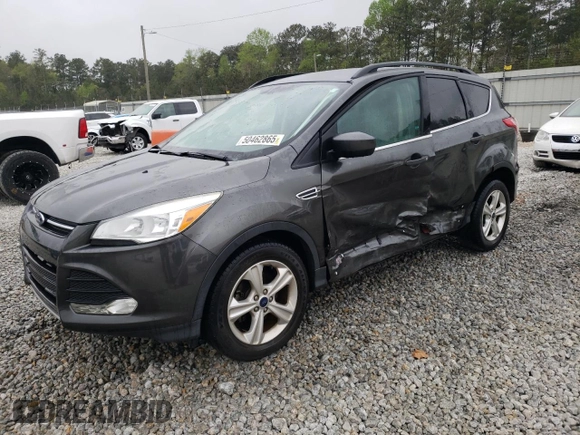 2016 Ford Escape SE with VIN 1FMCU0GX8GUA95524, listed as a Copart auction lot 50462865 with 105,944 mi miles and Salvage Title. Bid and sale history available at carsss.com. Image 1.