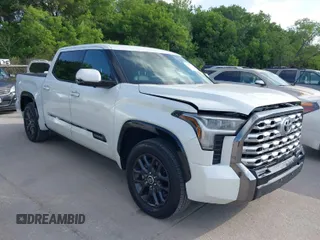 2022 Toyota Tundra 2WD Platinum with VIN 5TFNA5AB1NX011149, listed as a IAAI auction lot 42063730 with 44,531 mi miles. Bid and sale history available at carsss.com. Image 1.