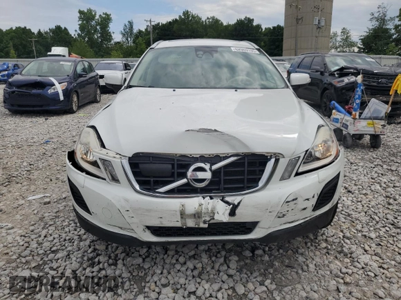 2011 Volvo XC60 3.0T with VIN YV4902DZXB2191880, listed as a Copart auction lot 62069195 with 94,414 mi miles and Clean title. Bid and sale history available at DreamBid. Image 5.