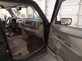 2006 Jeep Commander с VIN 1J8HH48N46C145951, выставлен на аукционе IAAI как лот 41015119 с пробегом 201 018 миль миль и . История ставок и продаж доступна на DreamBid. Изображение 5.