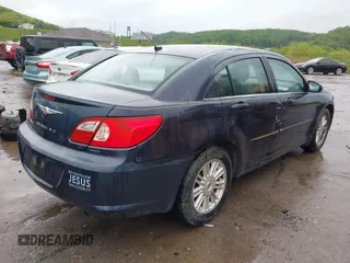 2007 Chrysler Sebring Touring z VIN 1C3LC56K37N644894, wystawiony jako IAAI lot #42326982 z przebiegiem 206 073 mil mil oraz . Historia ofert i sprzedaży dostępna na DreamBid. Obrazek 4.