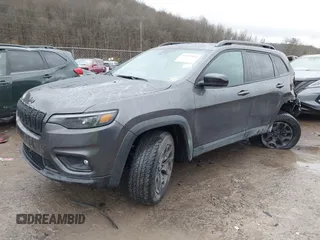 2022 Jeep Cherokee X with VIN 1C4PJMCX4ND525297, listed as a IAAI auction lot 41519912 with 42,691 mi miles. Bid and sale history available at carsss.com. Image 17.