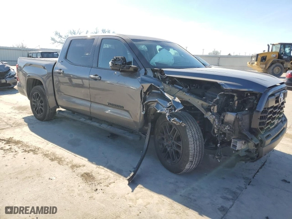 2024 Toyota Tundra 4WD SR5 with VIN 5TFLA5DB0RX135020, listed as a Copart auction lot 87130584 with 13,978 mi miles and Salvage Title. Bid and sale history available at carsss.com. Image 4.